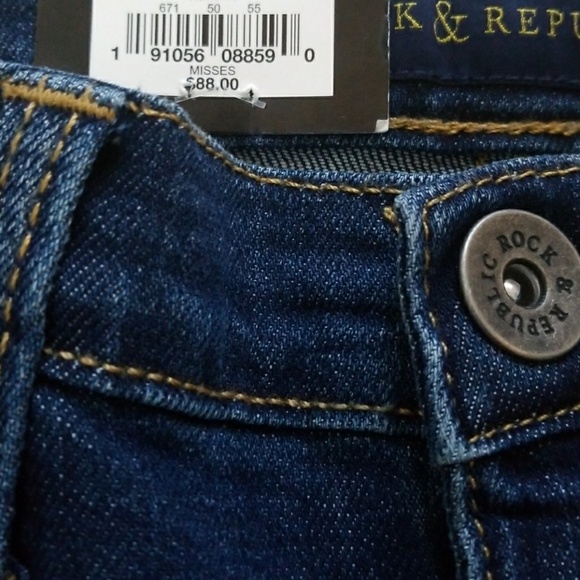 NWT Rock Republic Makes Ass Looks Higher and Tight - Picture 6 of 8